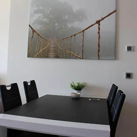 Sunset Drive, Cerca De La Playa Poniente Apartment